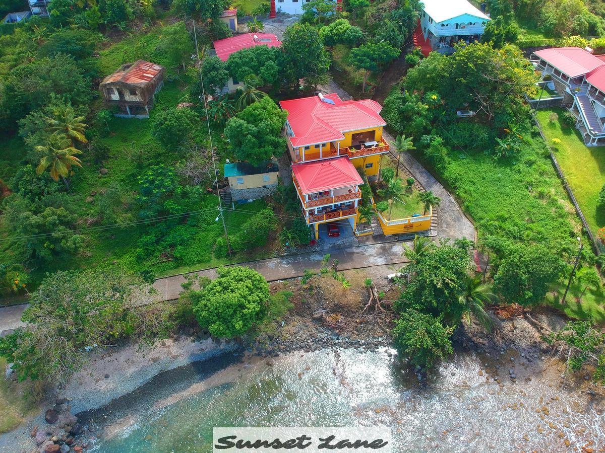 Отель Sunset Lane Laborie Экстерьер фото